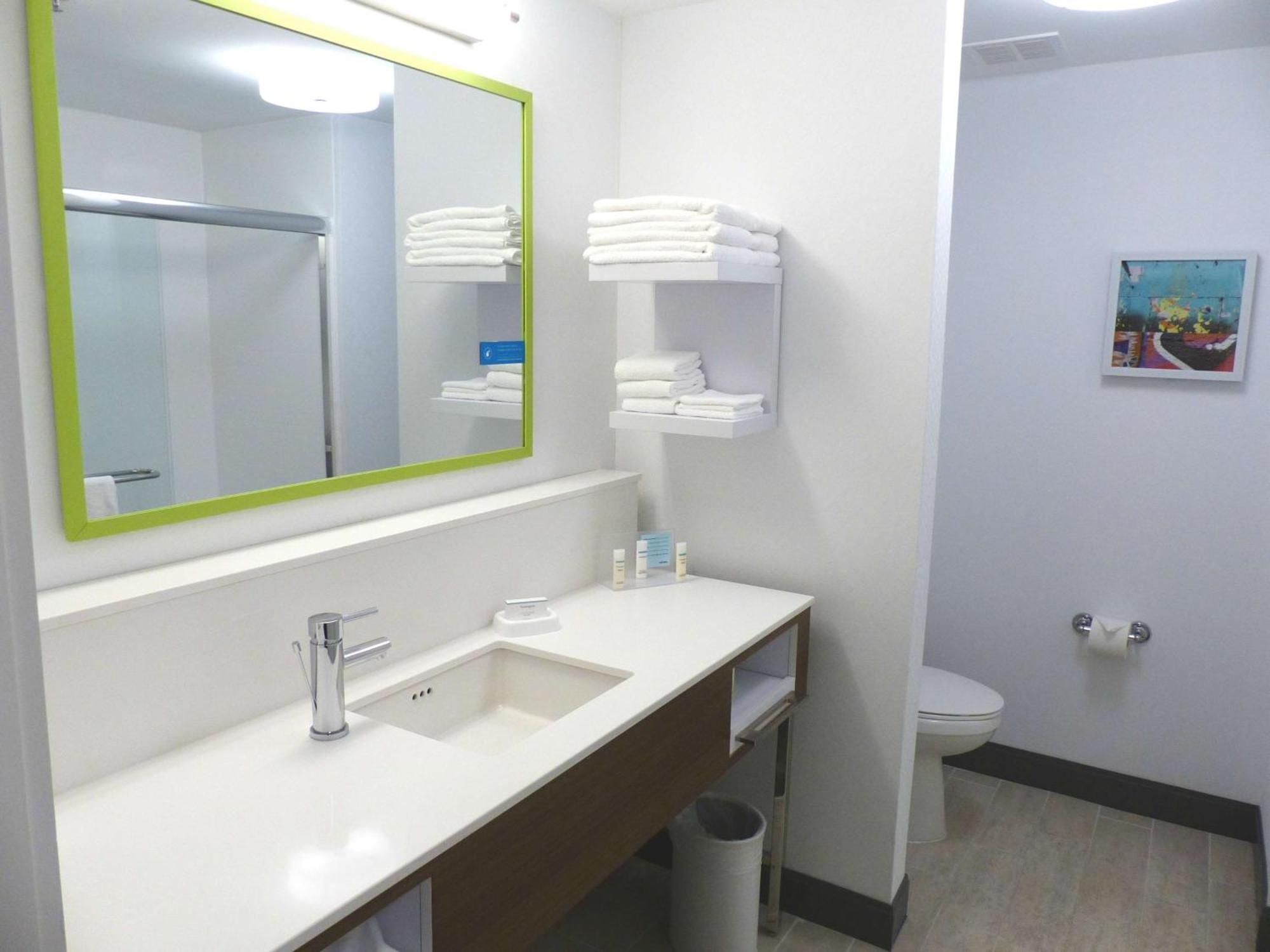Hampton Inn By Hilton Paramus Exterior photo